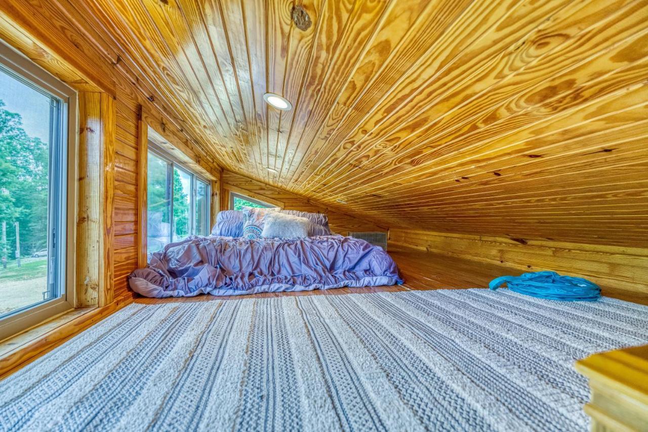 The Gemini-A Dreamy, Waterfront Tiny Cabin Rogersville Экстерьер фото