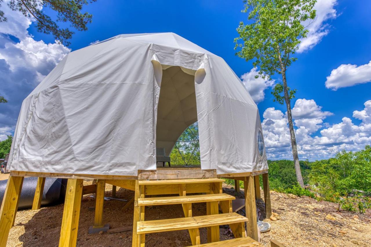 The Gemini-A Dreamy, Waterfront Tiny Cabin Rogersville Экстерьер фото