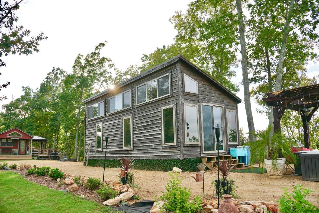 The Gemini-A Dreamy, Waterfront Tiny Cabin Rogersville Экстерьер фото